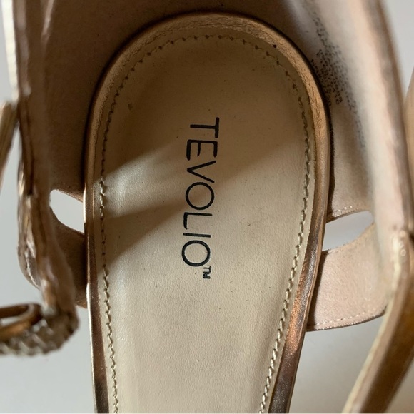 Gold Tevolio Heels, size 8.5, Ankle Strap, 2.75” heel - Picture 10 of 11